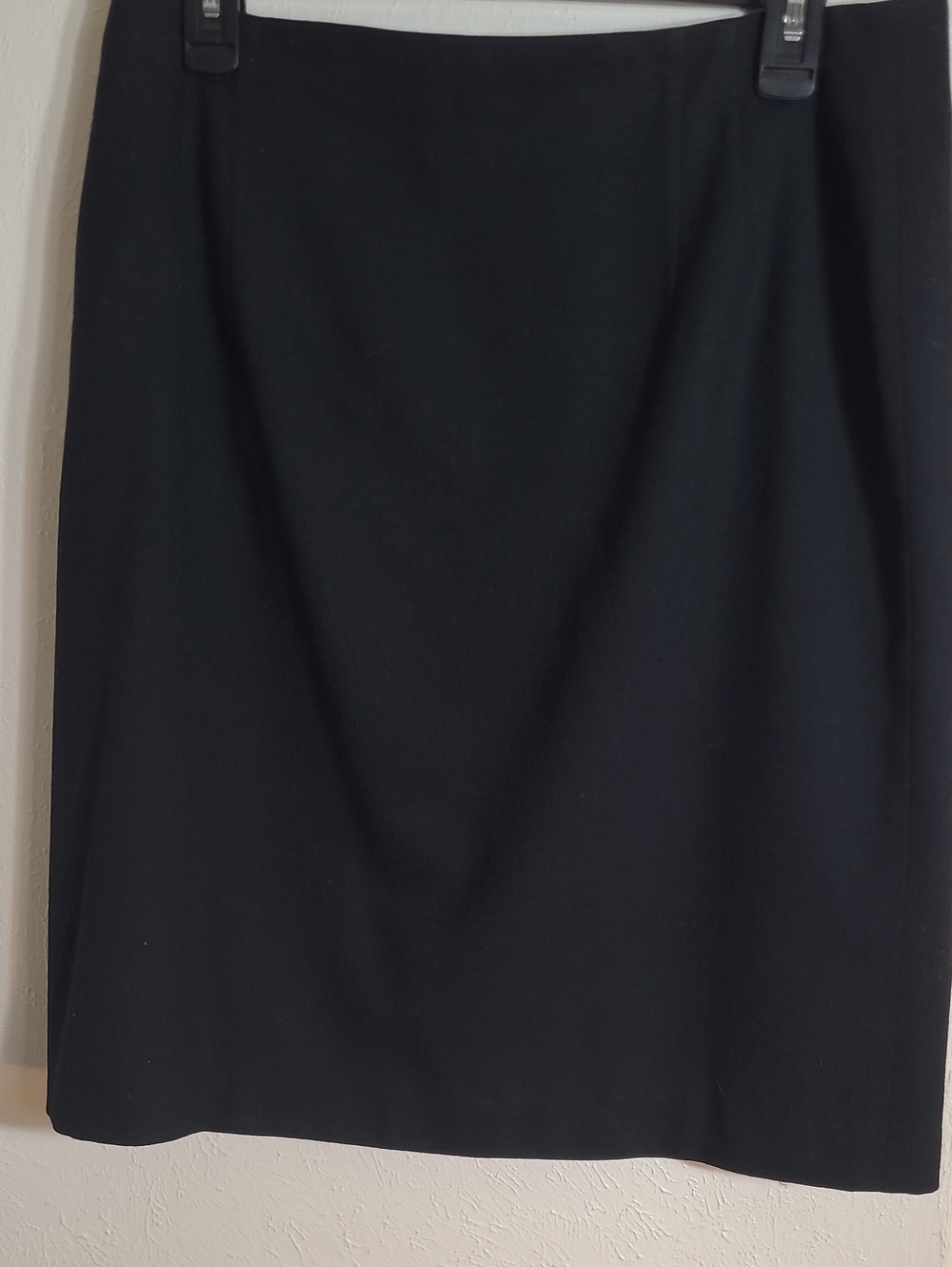 100% Wool Jones New York Black Pencil Skirt - Classic Office Style